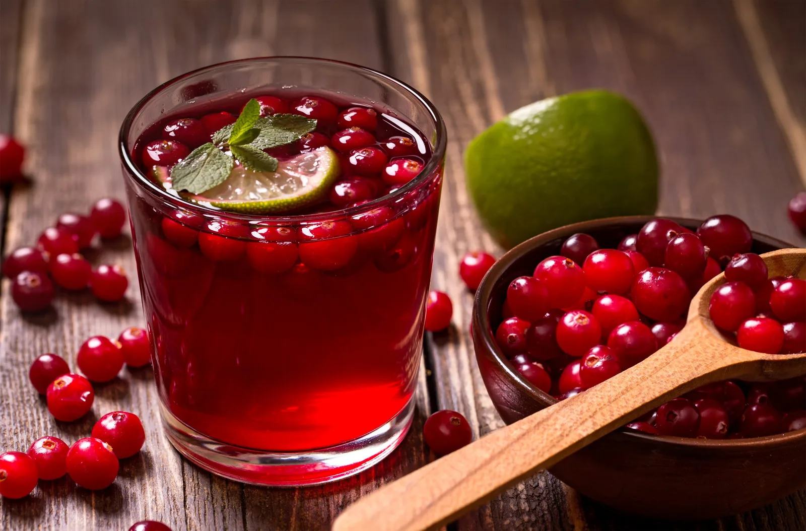 4 آثار مدهشة لشرب عصير التوت البري
