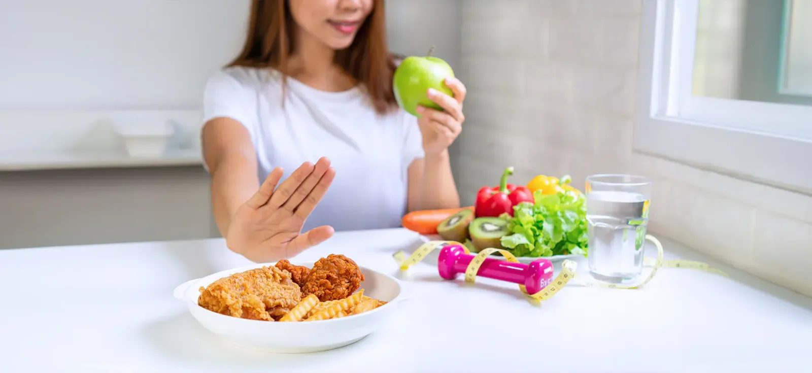الأطعمة التي يجب تجنبها أثناء الحمل