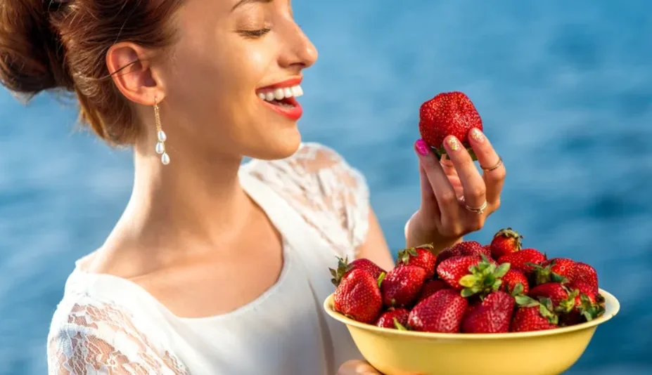 7 فوائد للفراولة على البشرة