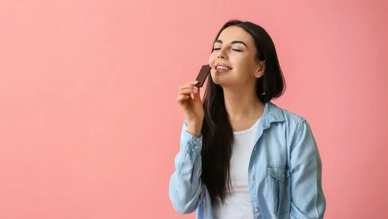 7 أغذية غنية بمضادات الأكسدة لنمو الشعر