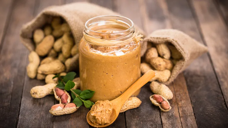 طريقة عمل زبدة البندق في المنزل