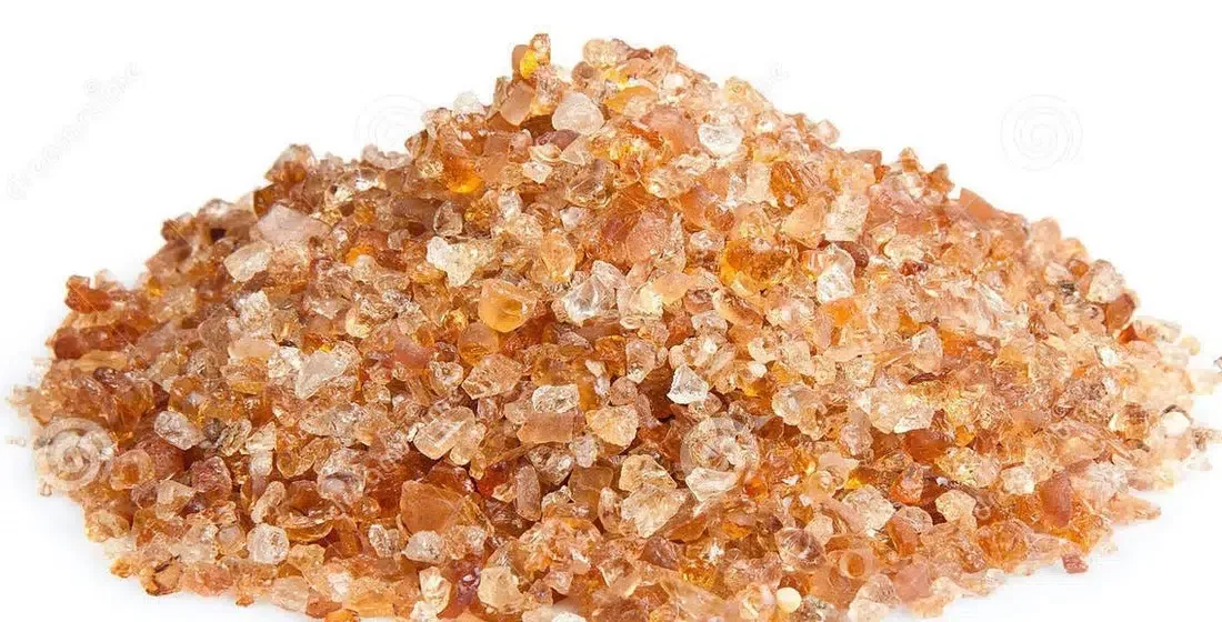 الفوائد الصحية لعشبة صمغ الكثيراء
