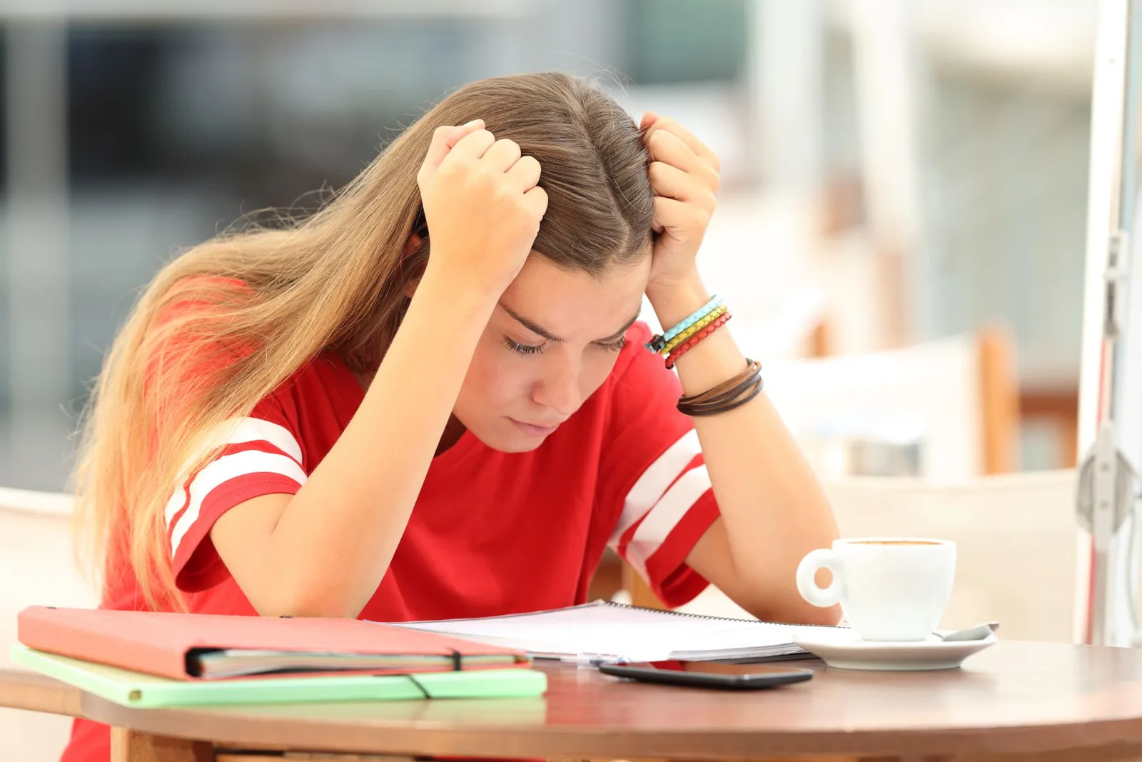 6 عادات تساعد على خفض مستوى الكورتيزول والسيطرة على التوتر