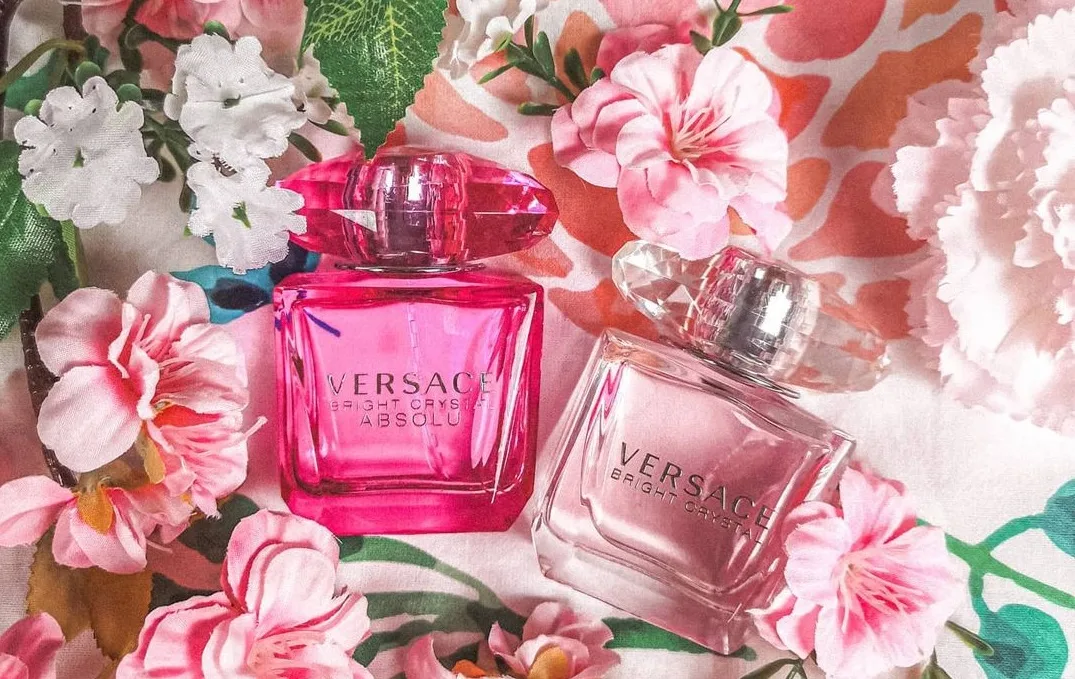 Versace Bright Crystal Absolu Vs Bright Crystal: Comparison