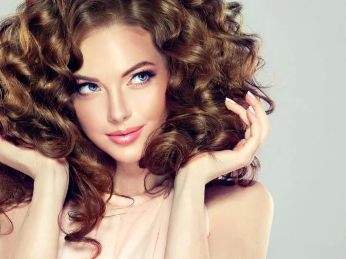 7 طرق للحصول على شعر أكثر كثافة