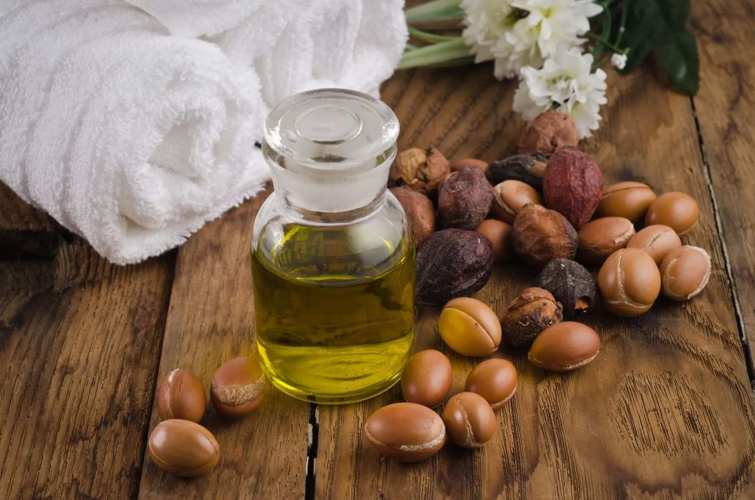 أهم 10 فوائد زيت الأرغان