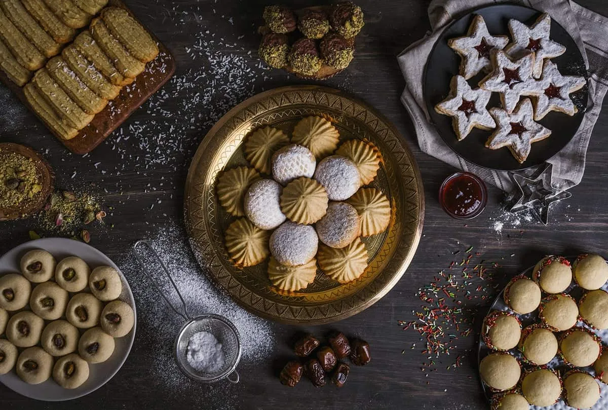 كيف تأكل حلويات العيد بدون زيادة الوزن؟