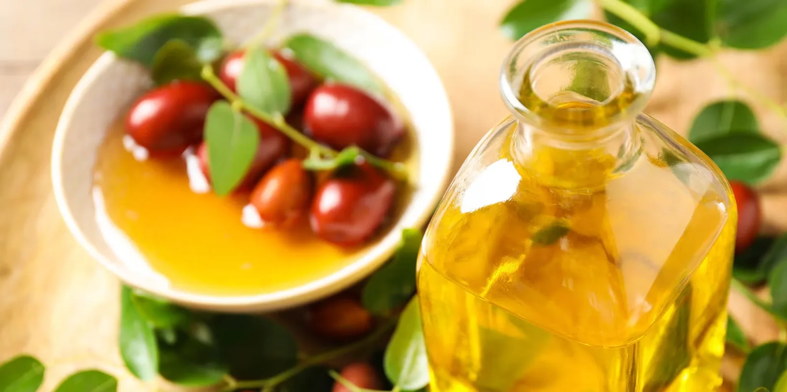 فوائد زيت الجوجوبا للبشرة